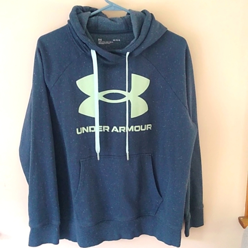 Woman's size Large Under Armour Loose fit hooded sweatshirt Hoodie